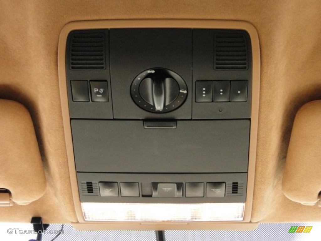 2006 Porsche Cayenne Turbo S Controls Photos