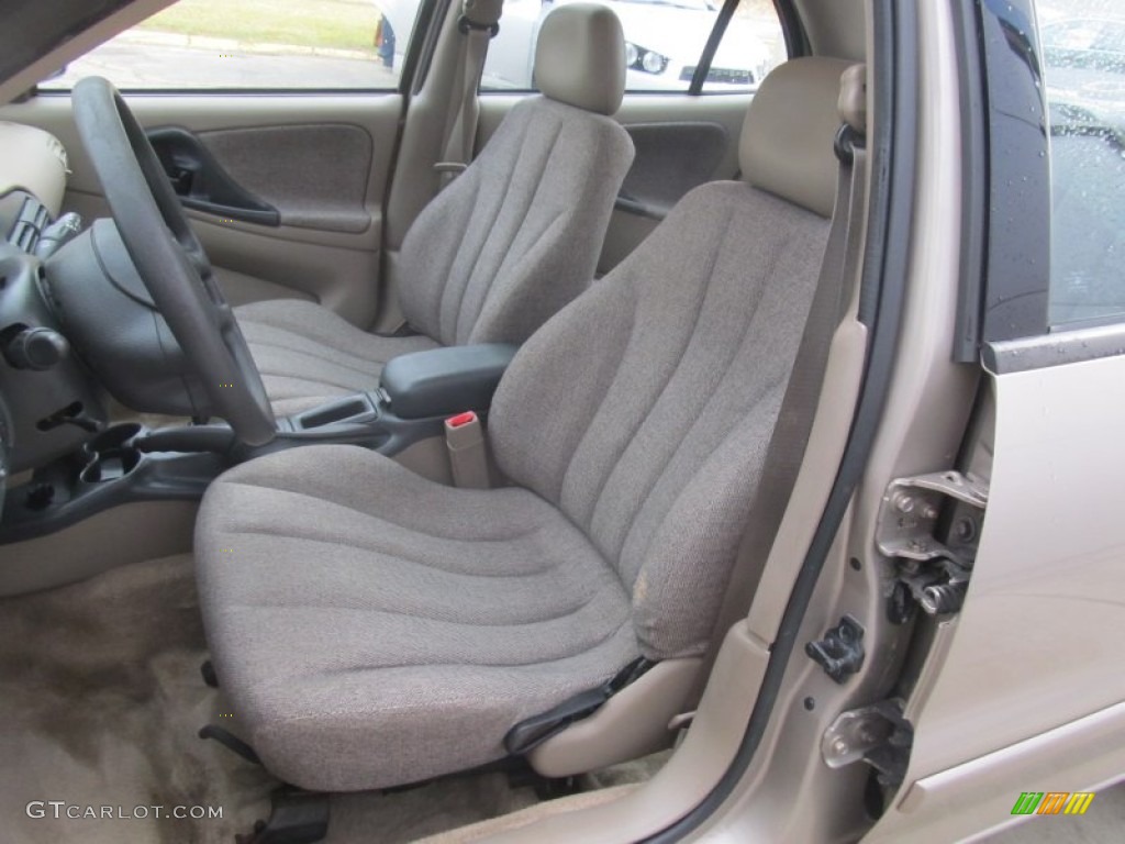 Neutral Beige Interior 2003 Chevrolet Cavalier Sedan Photo #91721653