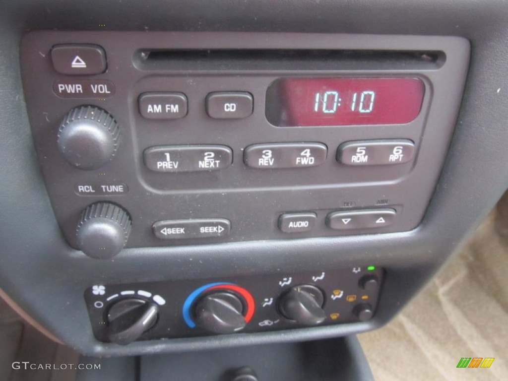 2003 Chevrolet Cavalier Sedan Controls Photos