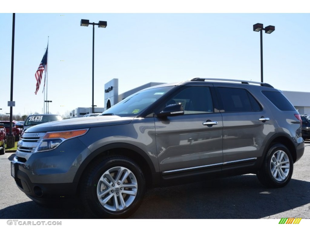 2014 Explorer XLT - Sterling Gray / Charcoal Black photo #3