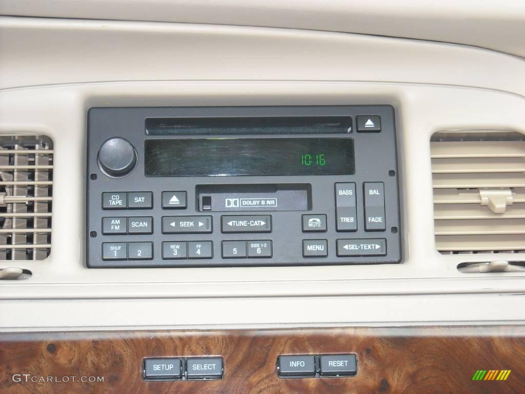 2006 Grand Marquis LS - Light Tundra Metallic / Light Camel photo #9