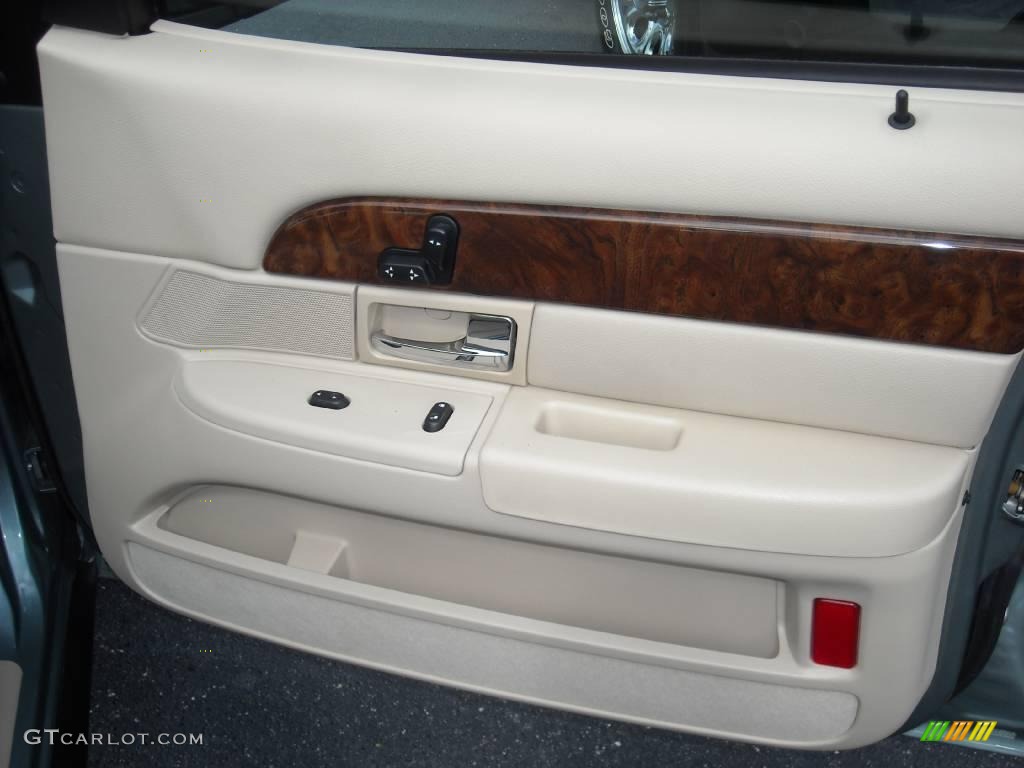 2006 Grand Marquis LS - Light Tundra Metallic / Light Camel photo #10