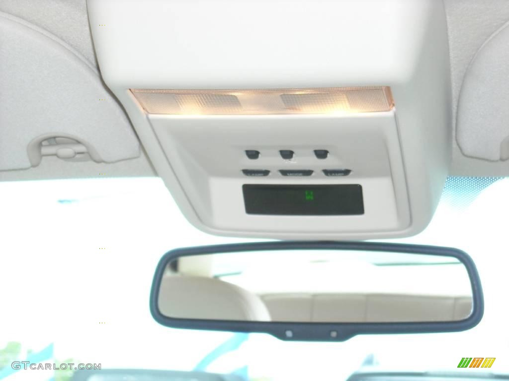 2006 Grand Marquis LS - Light Tundra Metallic / Light Camel photo #18