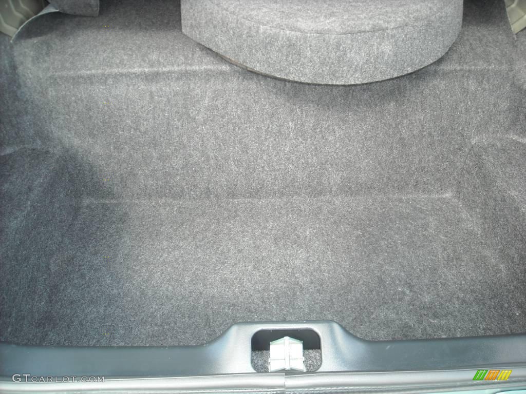 2006 Grand Marquis LS - Light Tundra Metallic / Light Camel photo #20