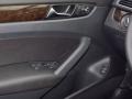 Black - Passat TDI SEL Premium Photo No. 16