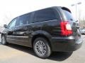 2014 Mocha Java Pearl Coat Chrysler Town & Country Touring-L  photo #2