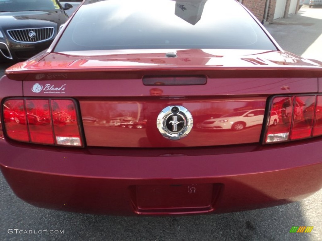2007 Mustang V6 Premium Coupe - Redfire Metallic / Black/Dove Accent photo #23