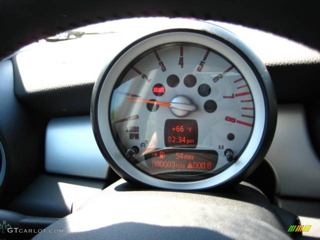 2009 Cooper Clubman - Nightfire Red Metallic / Black/Grey photo #17