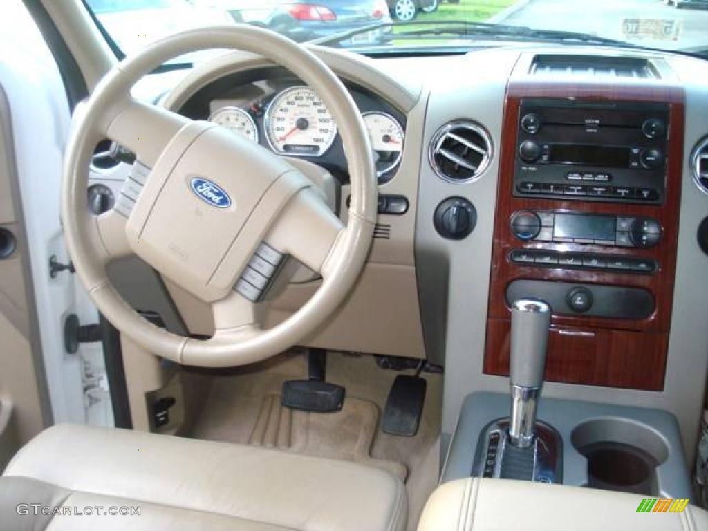 2006 F150 Lariat SuperCrew 4x4 - Oxford White / Tan photo #12