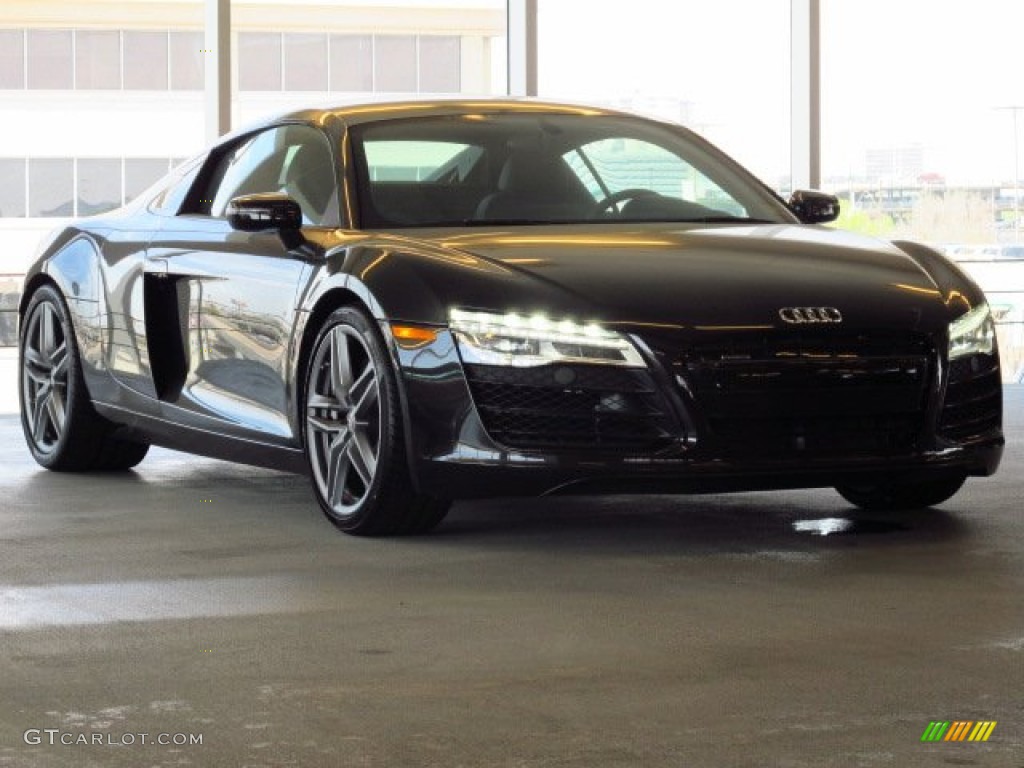 2014 R8 Coupe V8 - Panther Black Crystal / Black photo #1
