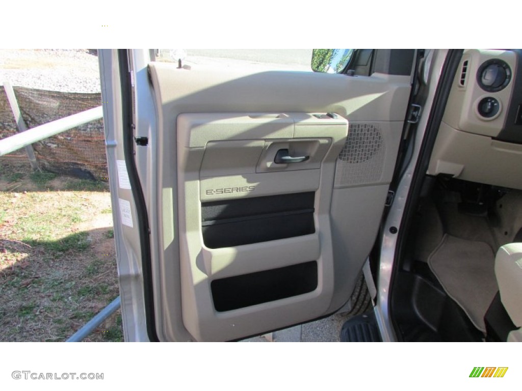 2013 E Series Van E350 XLT Passenger - Pueblo Gold Metallic / Medium Pebble photo #14
