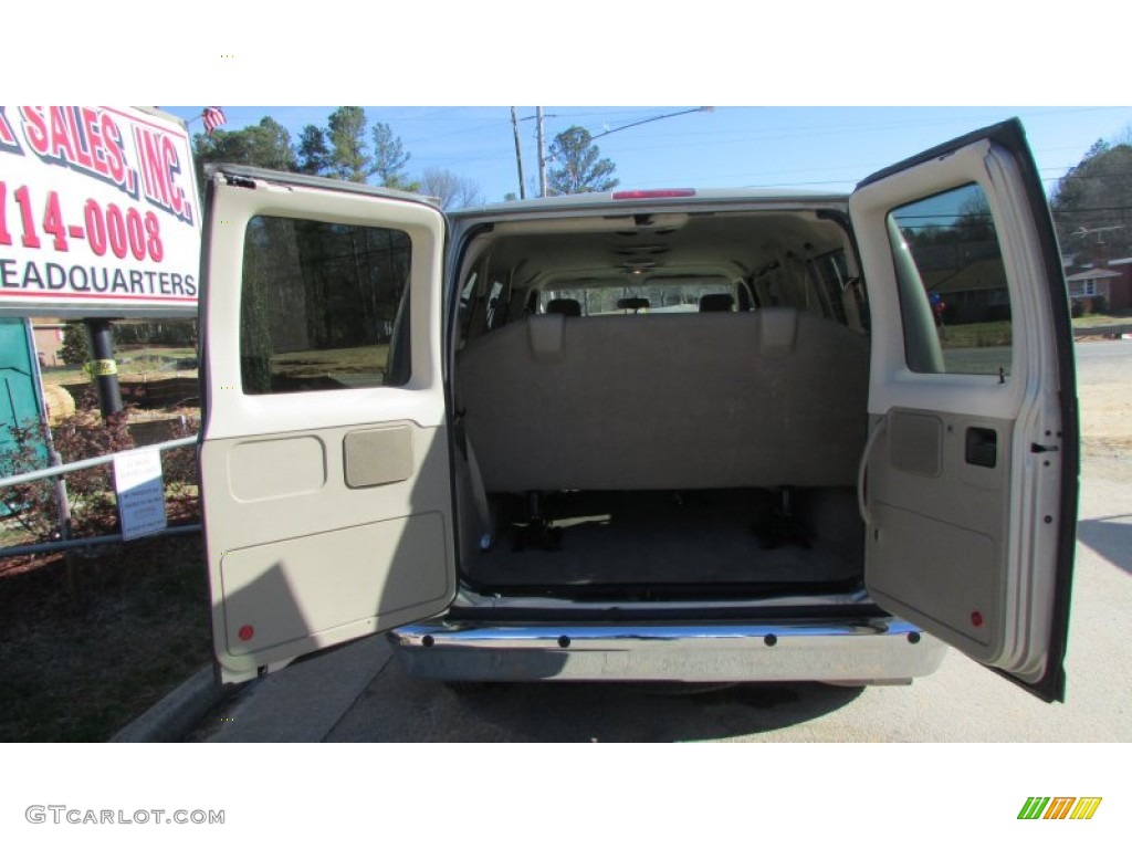 2013 E Series Van E350 XLT Passenger - Pueblo Gold Metallic / Medium Pebble photo #46