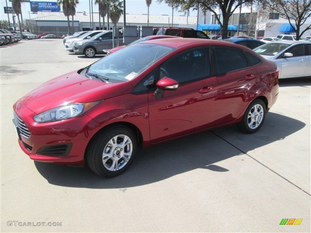 2014 Fiesta SE Sedan - Ruby Red / Charcoal Black photo #1