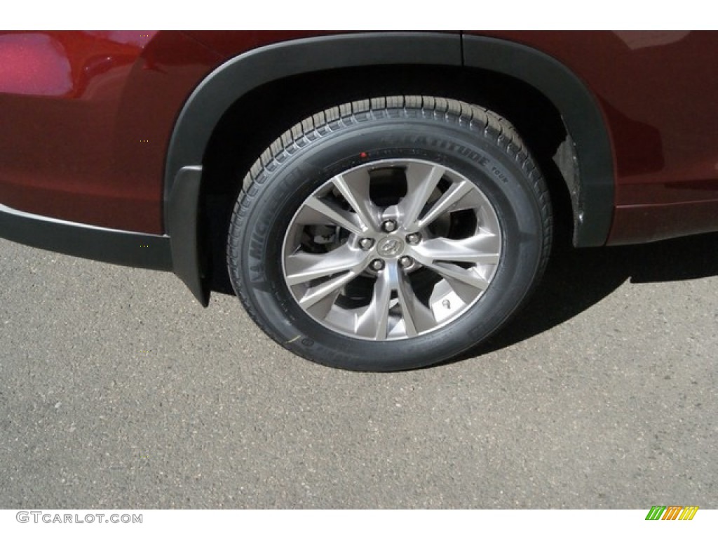 2014 Toyota Highlander LE AWD Wheel Photos