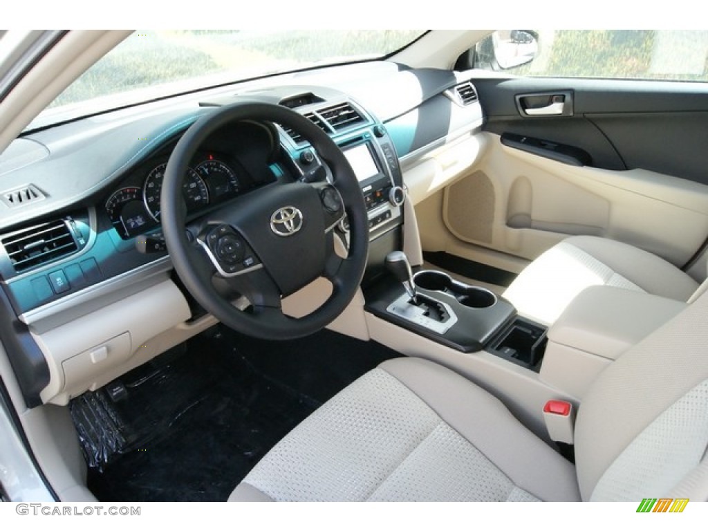 2014 Camry LE - Champagne Mica / Ivory photo #4