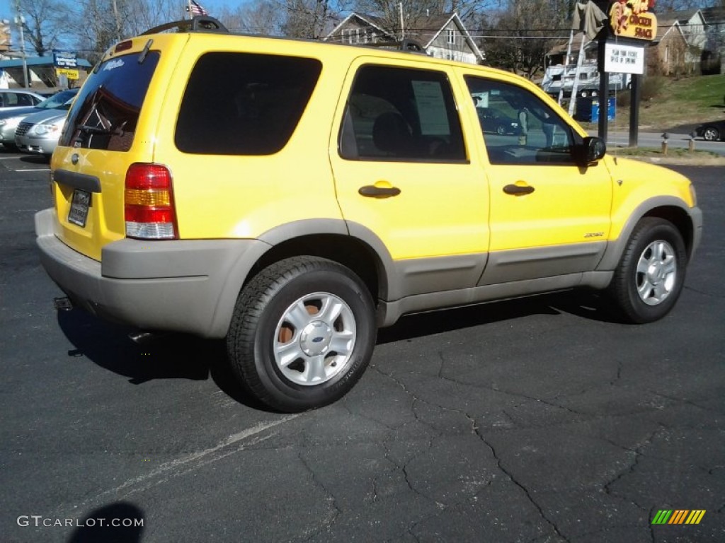 2002 Escape XLT V6 4WD - Chrome Yellow / Medium Graphite photo #7