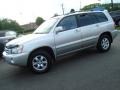 2002 Millennium Silver Metallic Toyota Highlander Limited 4WD  photo #2