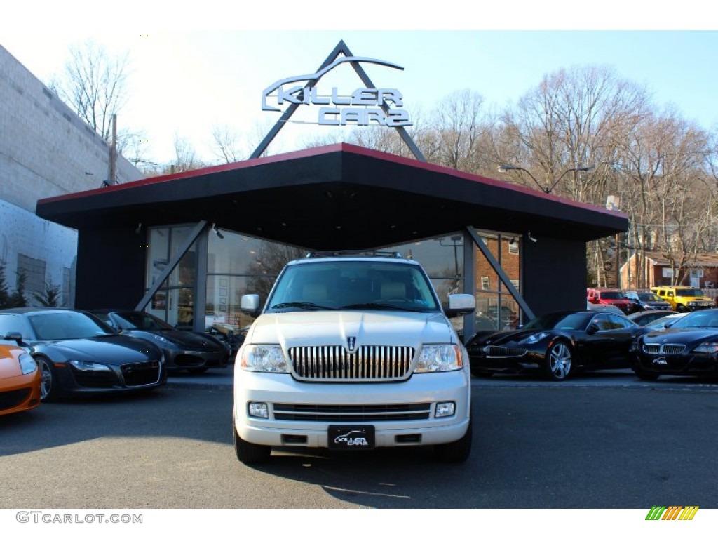 2006 Navigator Luxury 4x4 - Oxford White / Camel photo #2