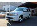 2006 Oxford White Lincoln Navigator Luxury 4x4  photo #3