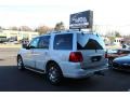 2006 Oxford White Lincoln Navigator Luxury 4x4  photo #5