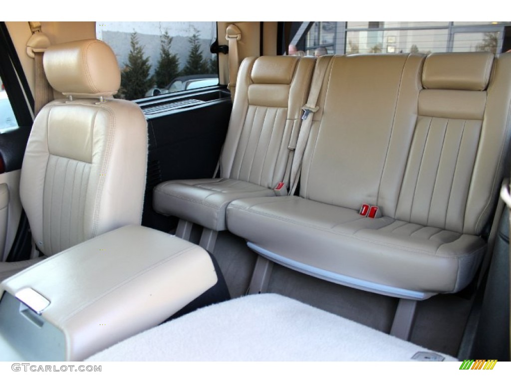 2006 Navigator Luxury 4x4 - Oxford White / Camel photo #16