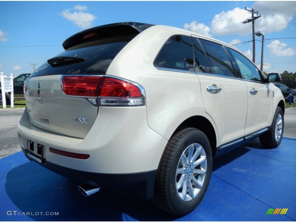Platinum Dune Metallic Tri-Coat 2014 Lincoln MKX FWD Exterior Photo #91765415