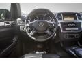 Black - ML 350 4Matic Photo No. 4