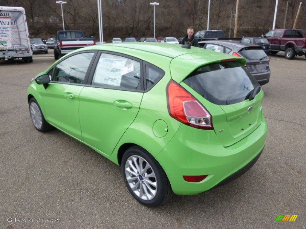 2014 Fiesta SE Hatchback - Green Envy / Charcoal Black photo #6