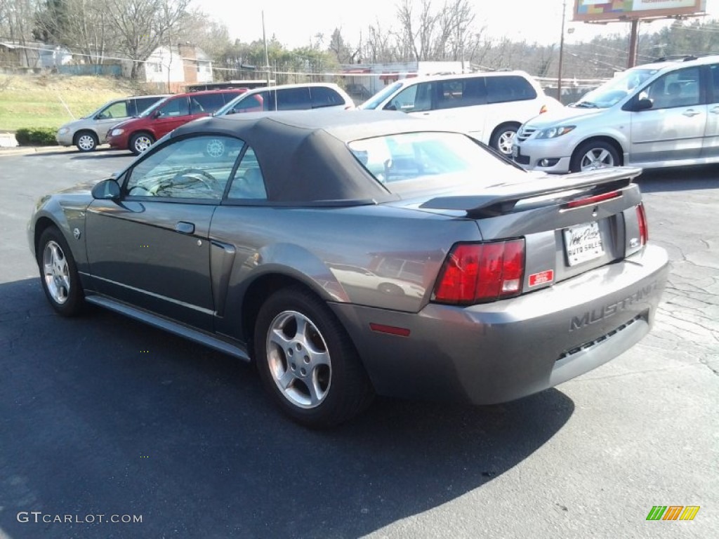 2004 Mustang V6 Convertible - Dark Shadow Grey Metallic / Medium Graphite photo #11
