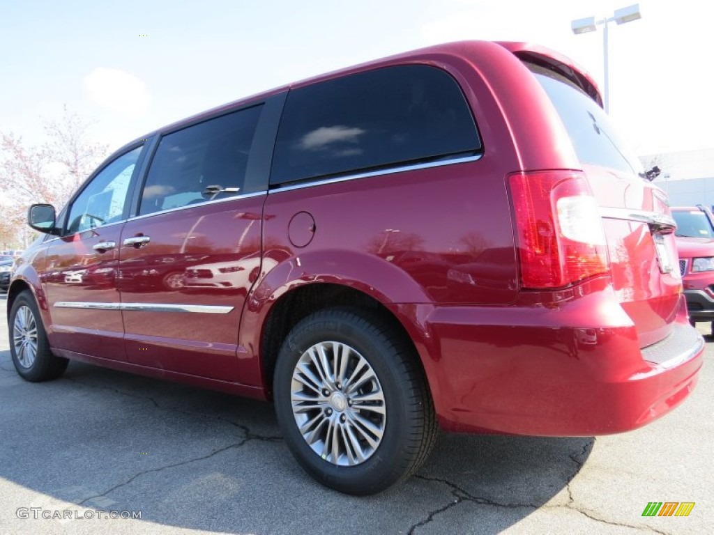 2014 Town & Country Touring-L - Deep Cherry Red Crystal Pearl / Black/Light Graystone photo #2