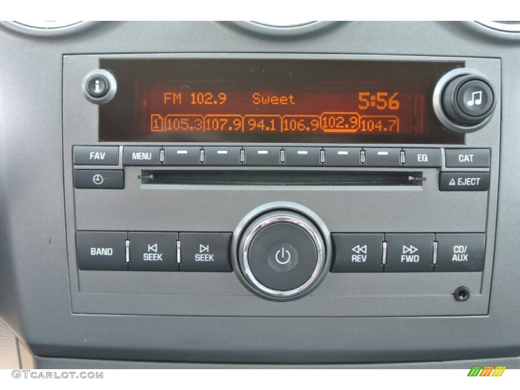 2009 Saturn VUE XR V6 Audio System Photos