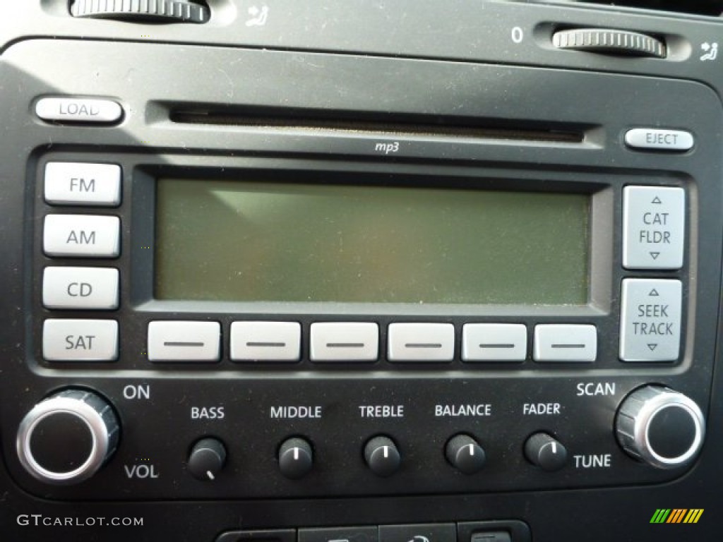 2009 Volkswagen Jetta SE SportWagen Audio System Photo #91787720