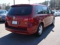 Pomegranate Red Metallic - Routan SE Photo No. 4