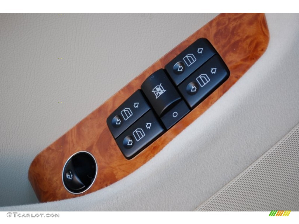 2006 Mercedes-Benz S 500 4Matic Sedan Controls Photo #91791452