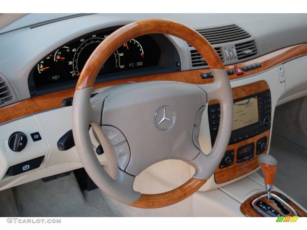2006 Mercedes-Benz S 500 4Matic Sedan Steering Wheel Photos