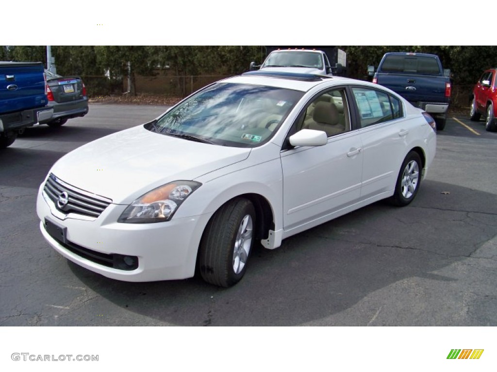 2007 Altima 2.5 S - Winter Frost Pearl / Blond photo #1