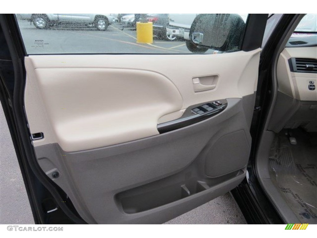 2013 Toyota Sienna LE Bisque Door Panel Photo #91795112