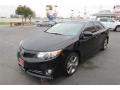 Attitude Black Metallic - Camry SE Photo No. 3