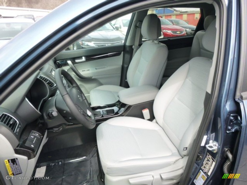 Gray Interior 2015 Kia Sorento LX AWD Photo #91796582