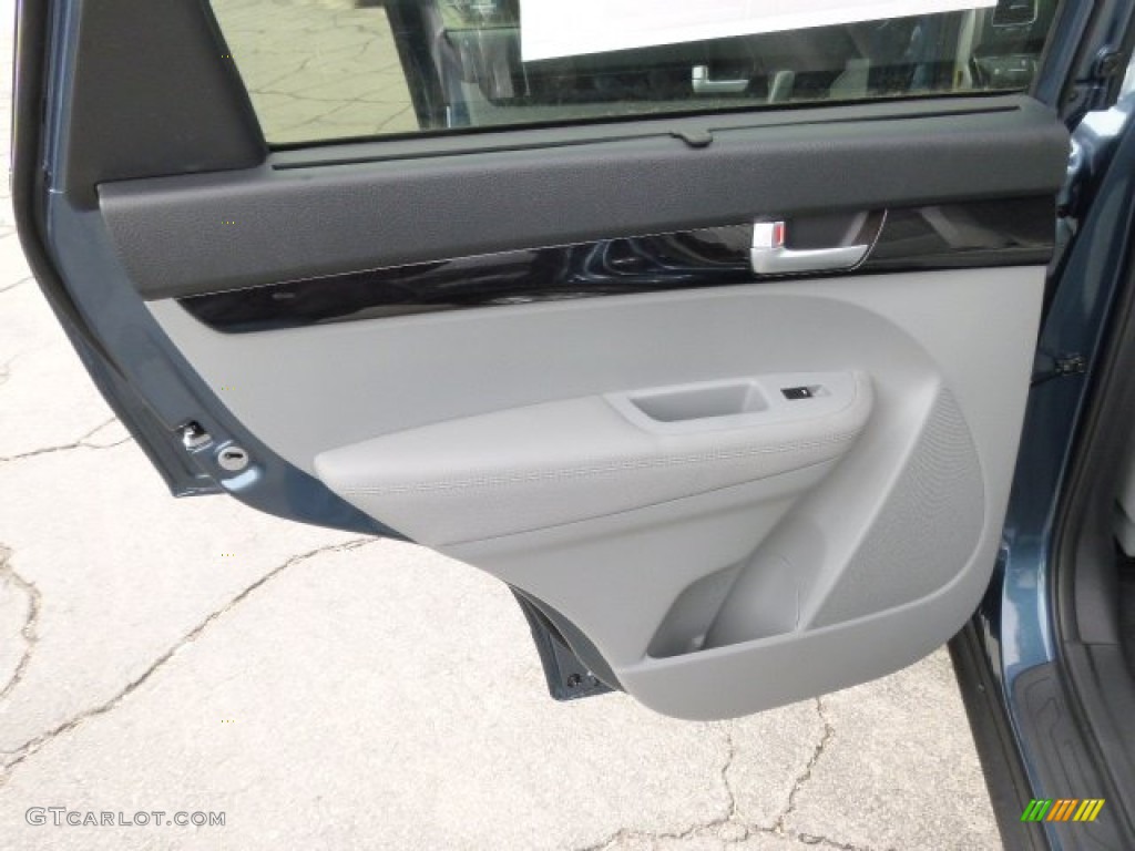 2015 Kia Sorento LX AWD Gray Door Panel Photo #91796645