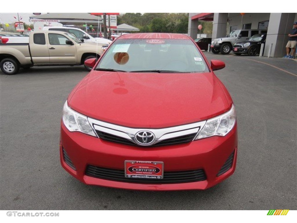 2013 Camry LE - Barcelona Red Metallic / Ivory photo #2