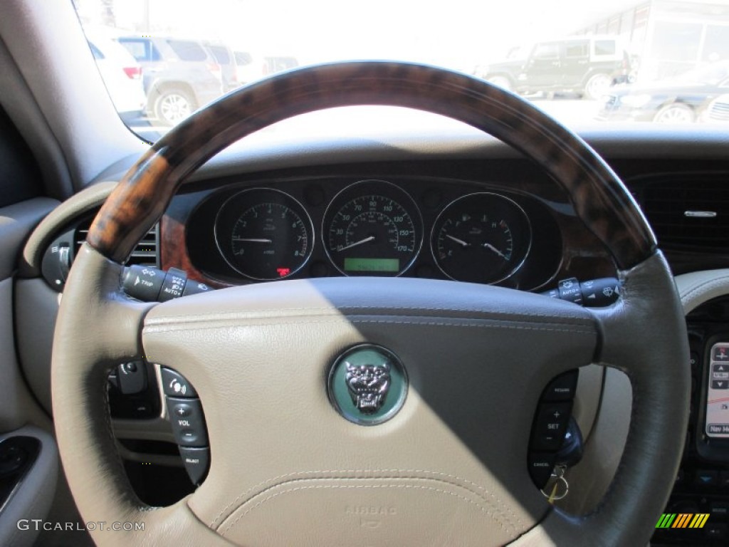 2004 Jaguar XJ XJ8 Sand Steering Wheel Photo #91800164