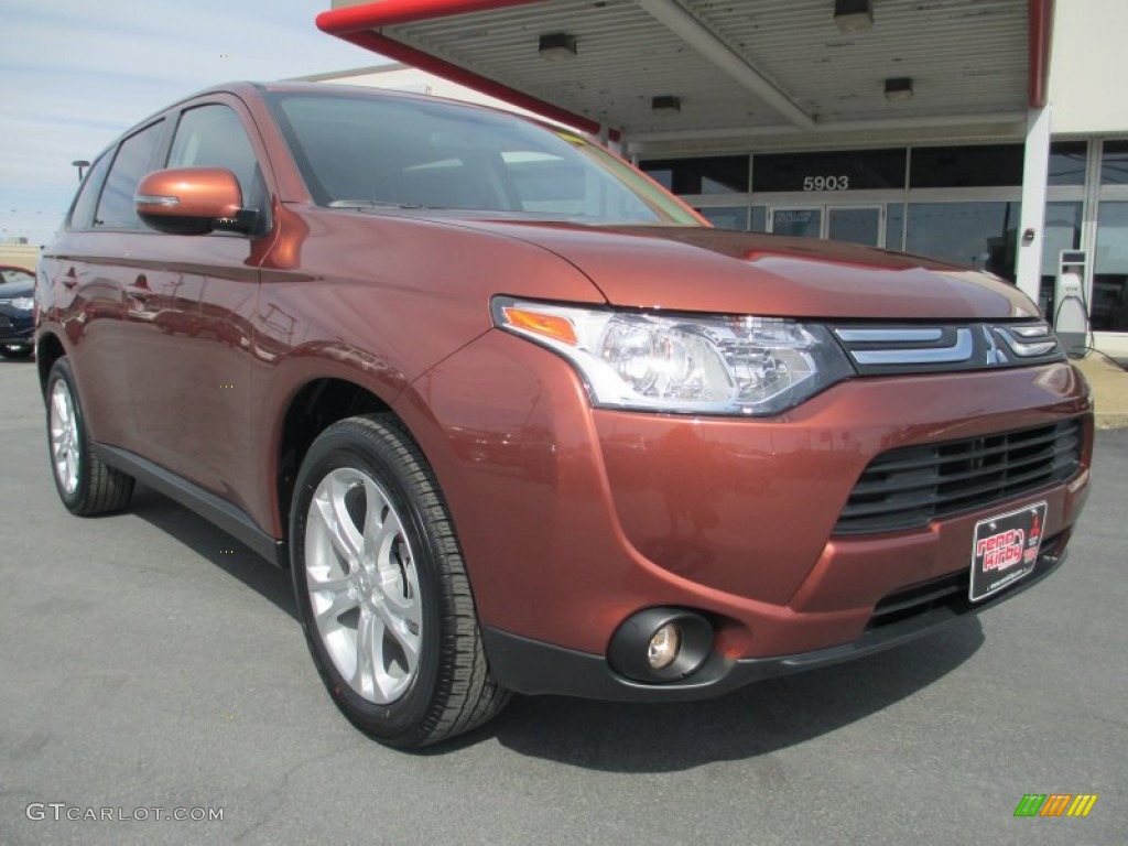 2014 Outlander SE - Copper Metallic / Black photo #1