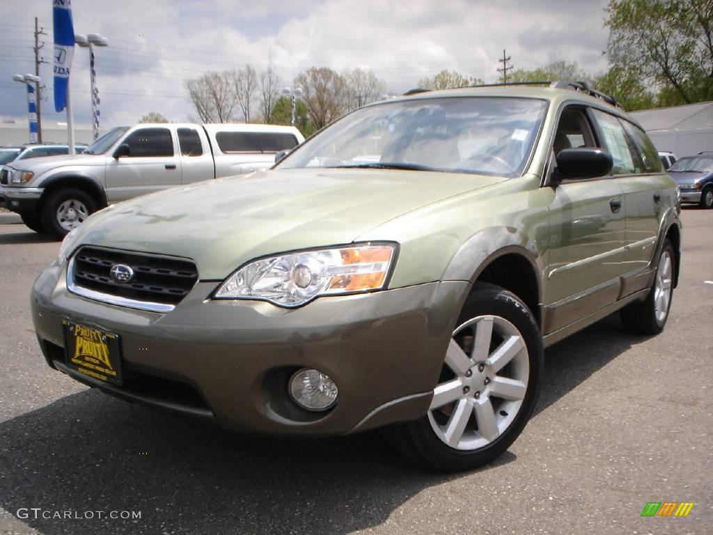 2006 Outback 2.5i Wagon - Willow Green Opalescent / Taupe photo #1