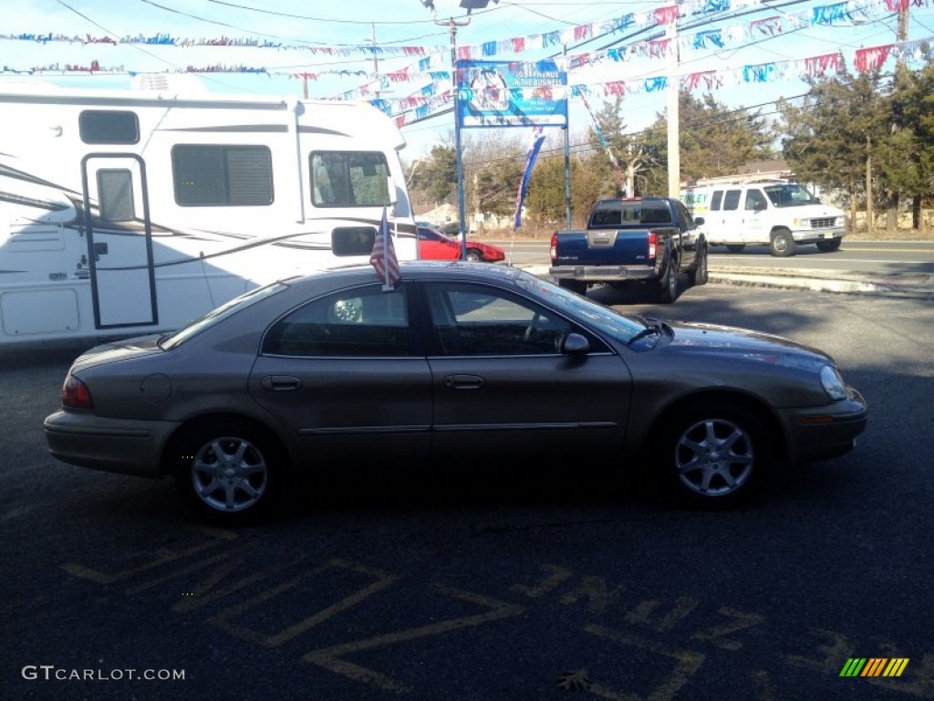 2002 Sable GS Sedan - Arizona Beige Metallic / Medium Parchment photo #8