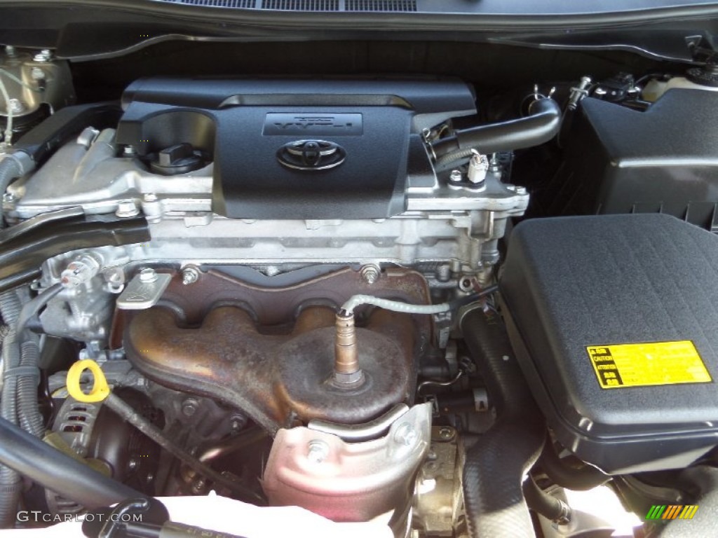 2013 Camry LE - Champagne Mica / Ivory photo #6