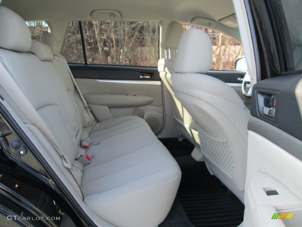 2011 Outback 2.5i Premium Wagon - Crystal Black Silica / Warm Ivory photo #20