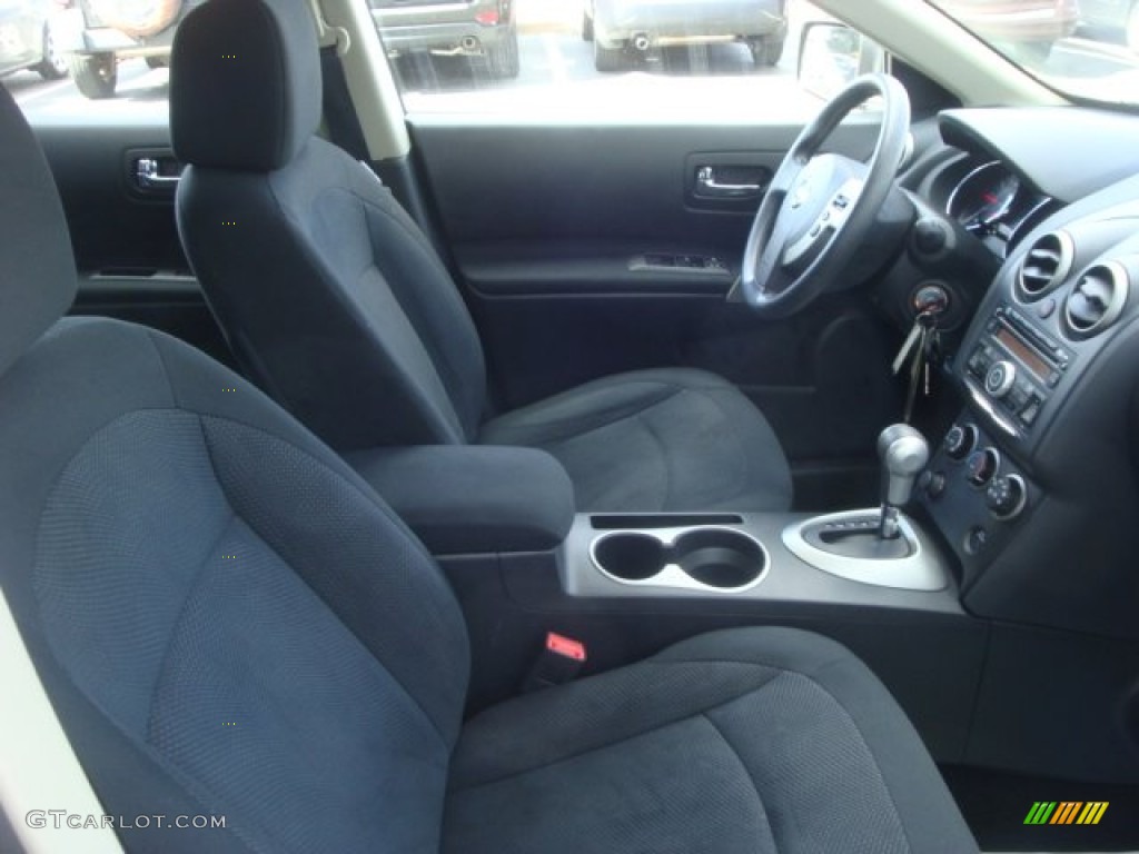 2011 Rogue S AWD - Pearl White / Black photo #19