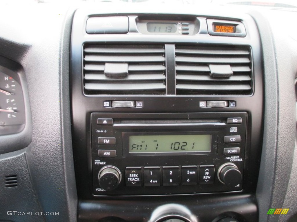 2005 Kia Sportage LX Audio System Photo #91818044