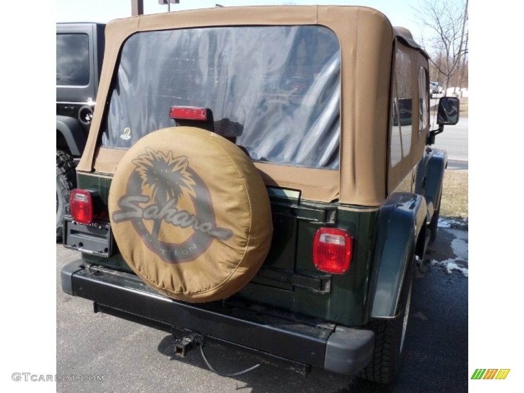 1997 Wrangler Sahara 4x4 - Moss Green Pearl / Tan photo #2